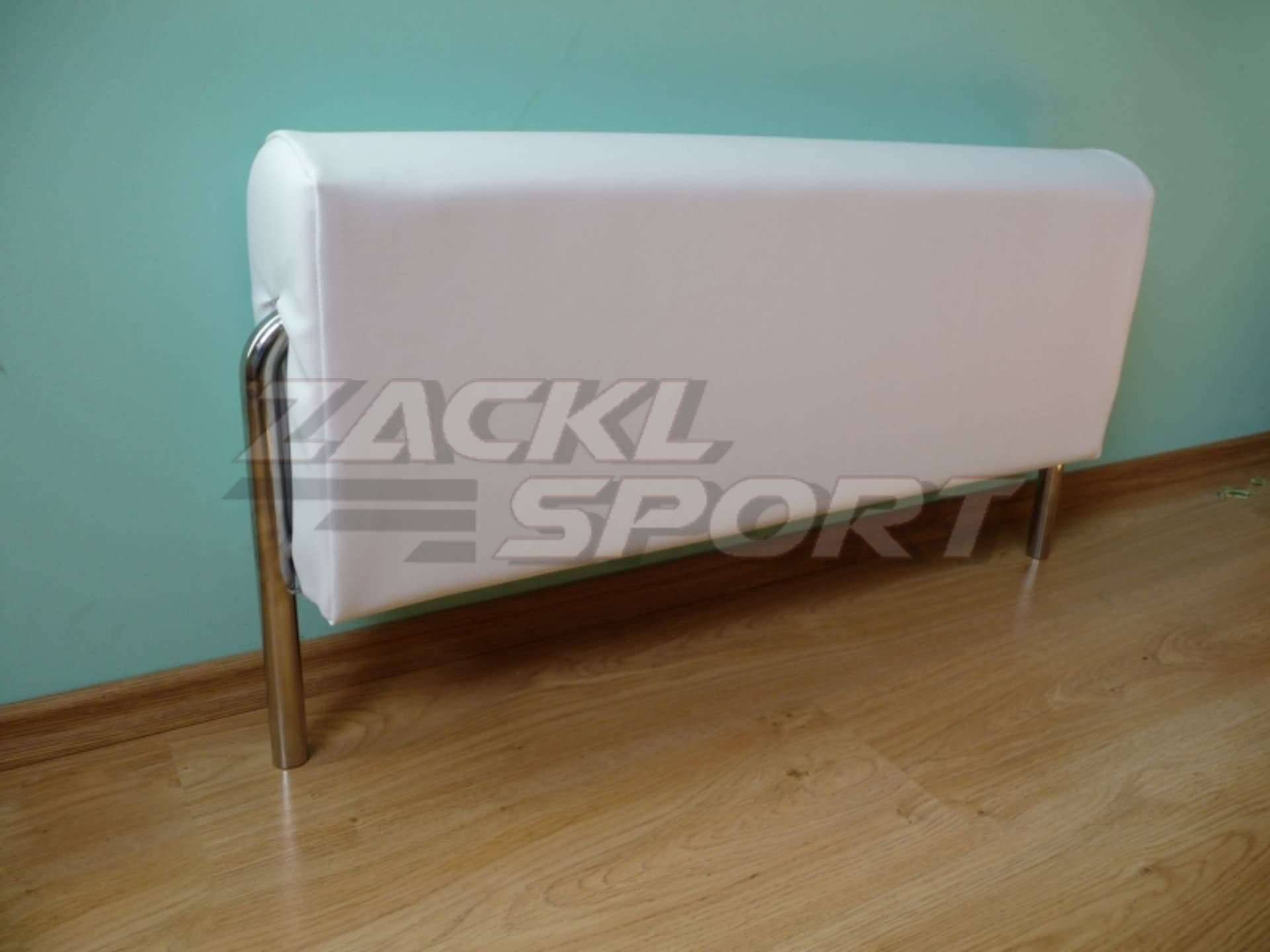 Barevný zámek postavený z molitanové stavebnice Zackl Sport 